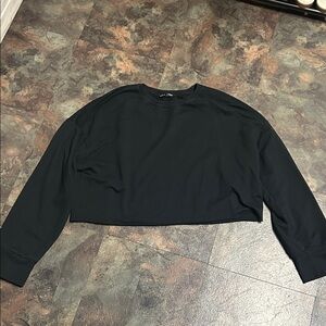 SHEIN Black Cropped Sweatshirt